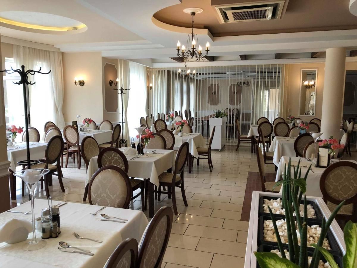 Отель Hotel - Restauracja Koral Величка-22